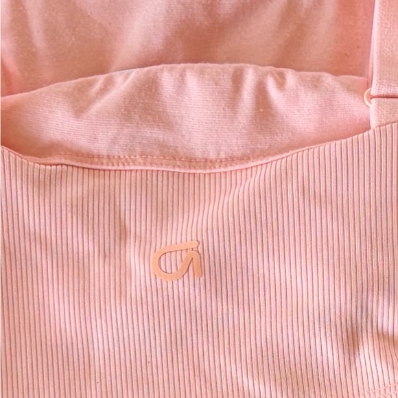 GapFit Peach Sports Bra M & Athletic Shorts XS | Workout Set Activewear - Picture 6 of 6